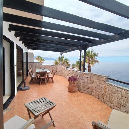 Apartamento Faro De Sardina Galdar Luaran gambar