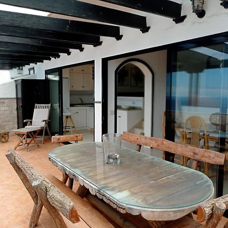 Apartamento Faro De Sardina Galdar Luaran gambar