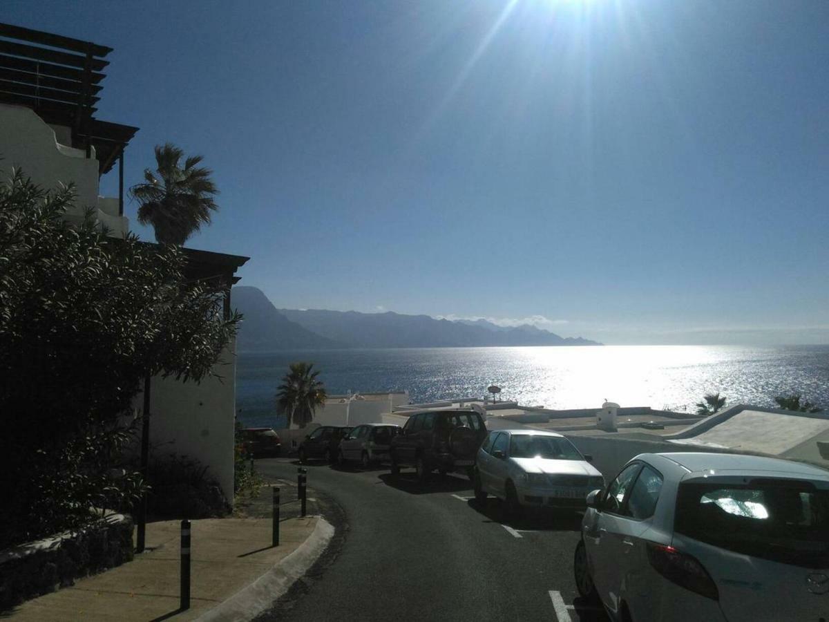 Apartamento Faro De Sardina Galdar Luaran gambar
